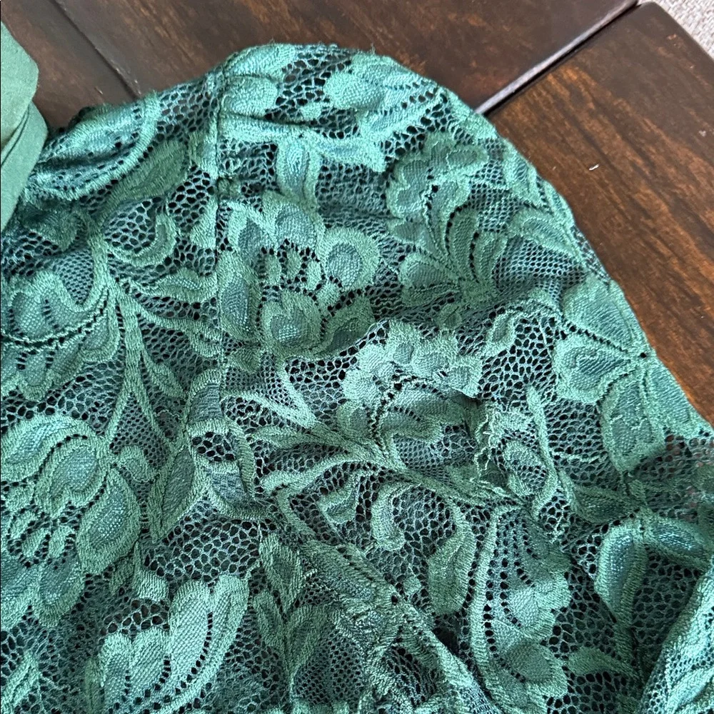 Dolan Emerald Green Lace Blouse - Picture 9 of 9